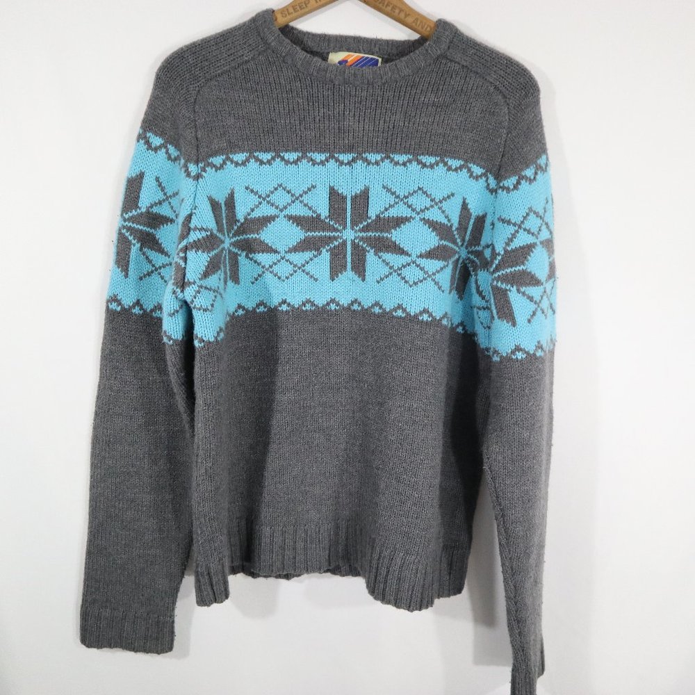 Vtg Hollister Men's Snowflake Sweater Size L